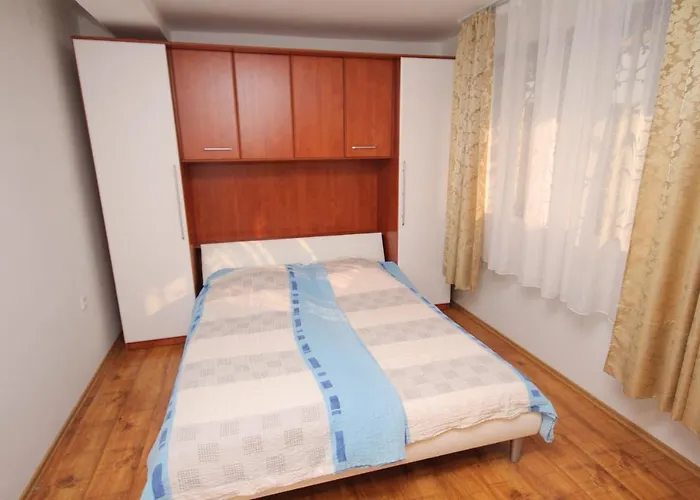 Apartamento With A Parking Space Selce, Crikvenica - 5287